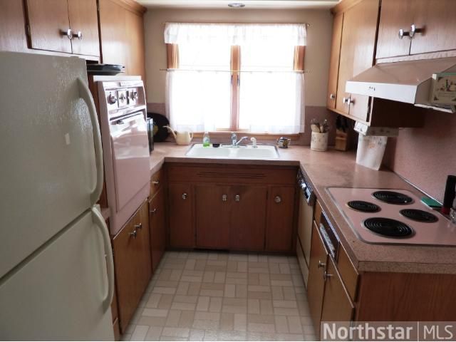 9212 Russell Ave S, Bloomington, MN 55431