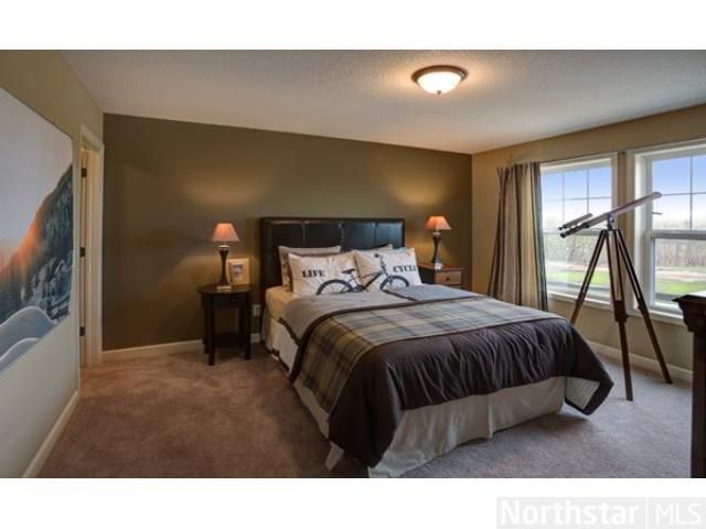 3368 Ridgestone Dr, Woodbury, MN 55129
