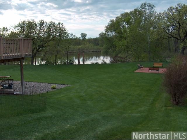 18682 Queen Cir NW, Elk River, MN 55330