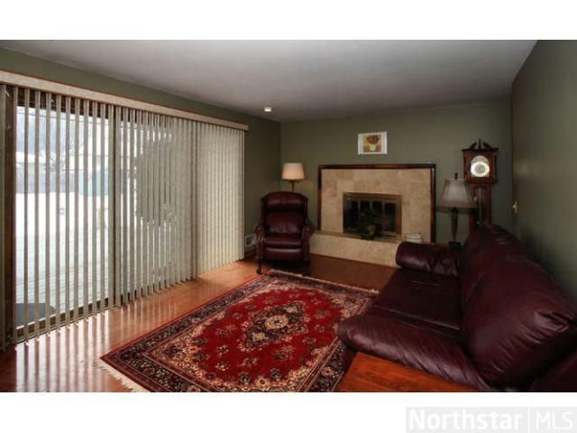 5395 Bryant St, Maple Plain, MN 55359
