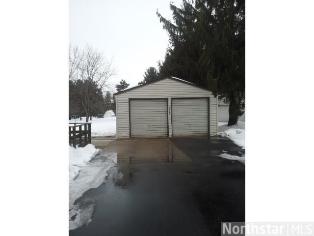 7157 Lakeview Dr, Lino Lakes, MN 55014