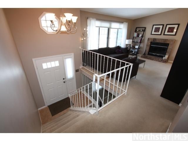 4610 12 Ridge Cliff Dr, Eagan, MN 55122