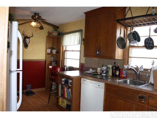 1993 Reaney Ave E, Saint Paul, MN 55119