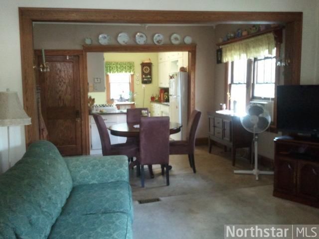 1535 Edgerton St, Saint Paul, MN 55130