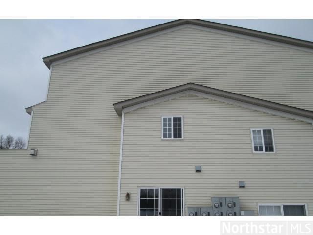 8171 Darcy Ln, Inver Grove Heights, MN 55076