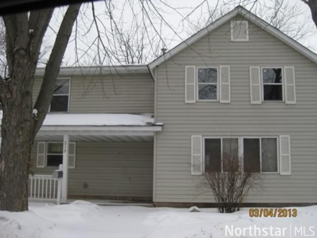 215 Beech St, Chaska, MN 55318