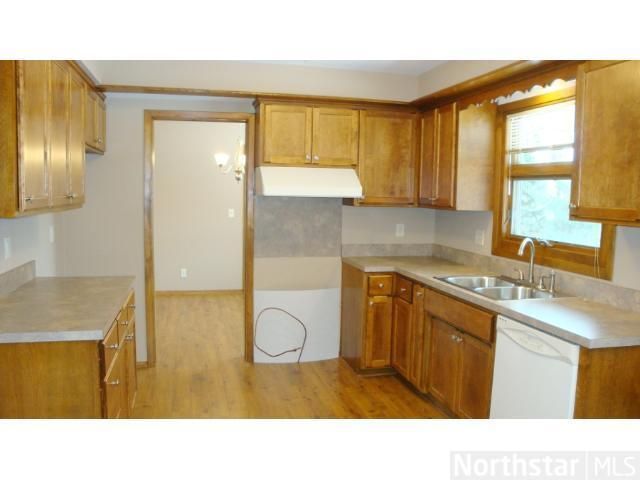 4701 Caribou Dr, Minnetonka, MN 55345