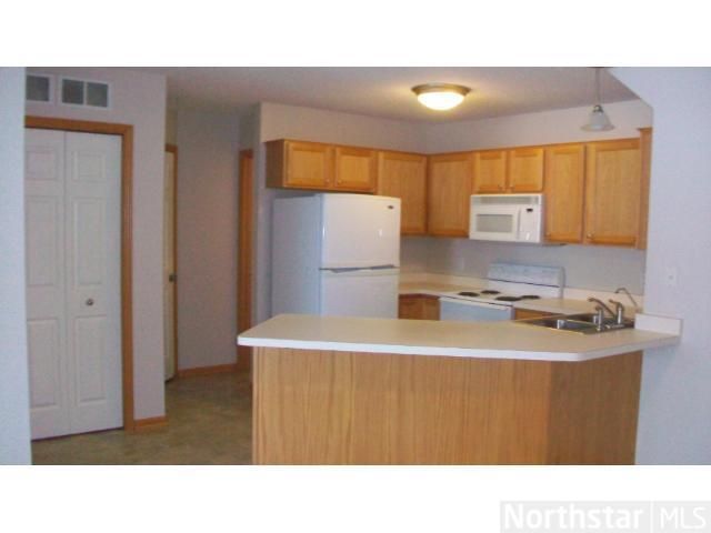 1705 Riverwood Dr, Burnsville, MN 55337