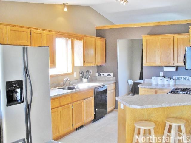 10141 Karston Ave NE, Albertville, MN 55301