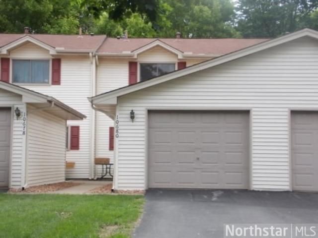 10680 Hummingbird St NW, Coon Rapids, MN 55433