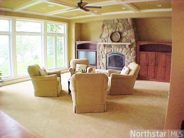 1330 Cherry Pl, Mound, MN 55364