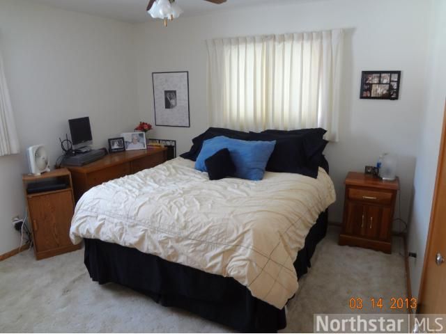 5534 N Unity Ave N, Crystal, MN 55429