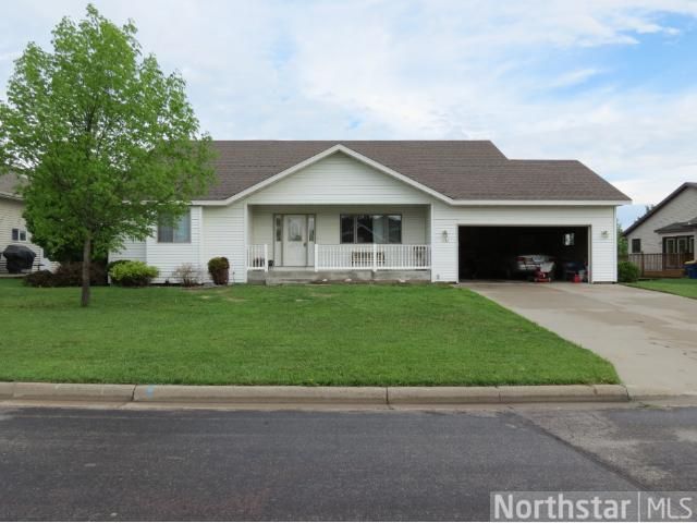 1036 Deer Ridge Ct NW, Lonsdale, MN 55046
