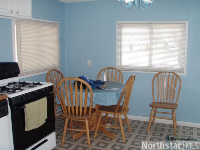 230 Center Ave N, Madelia, MN 56062