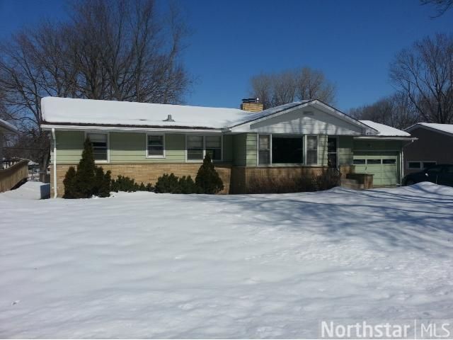 1989 Skillman Ave W, Roseville, MN 55113