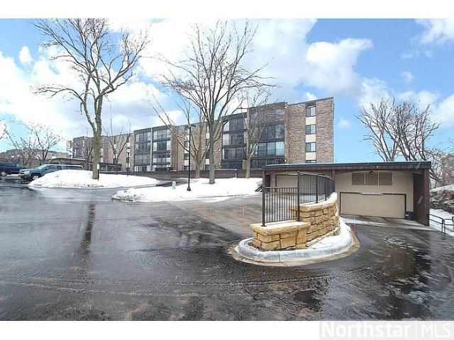 1077 Sibley Memorial Hw #310, Saint Paul, MN 55118