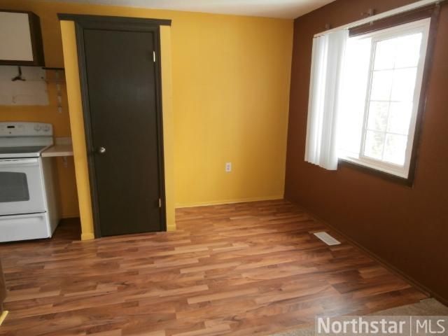 1634 River Bluff Ct, Eagan, MN 55121