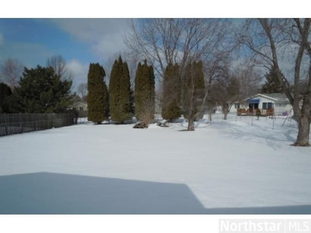 3813 Lodestone Ln, Eagan, MN 55122