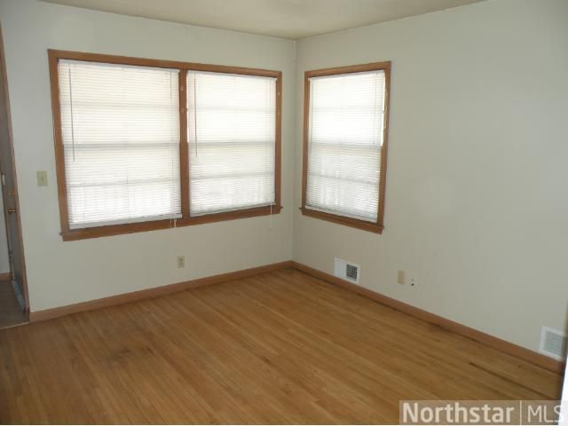 305-307 Washington Ave S, Hopkins, MN 55343