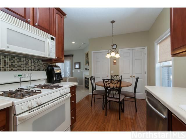 204 Harrison Ave N, Hopkins, MN 55343