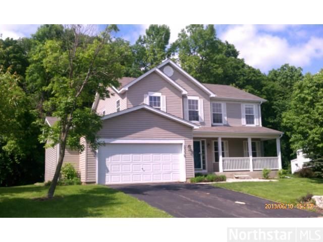 2778 Simons Dr, Chaska, MN 55318