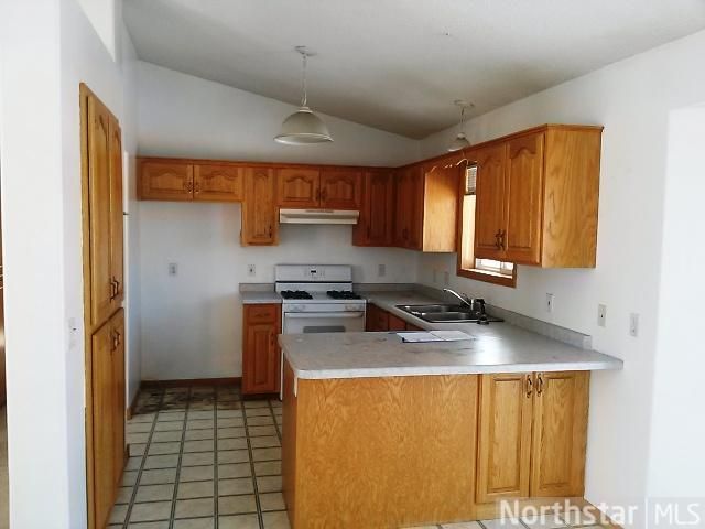 6580 381st St, North Branch, MN 55056