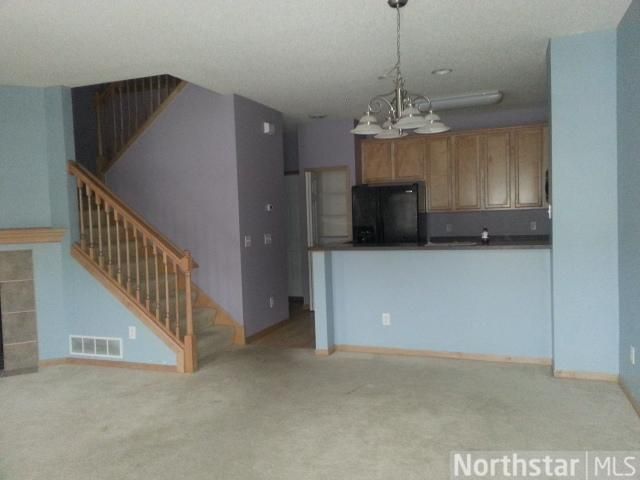 1996 Clover Ridge Dr, Chaska, MN 55318