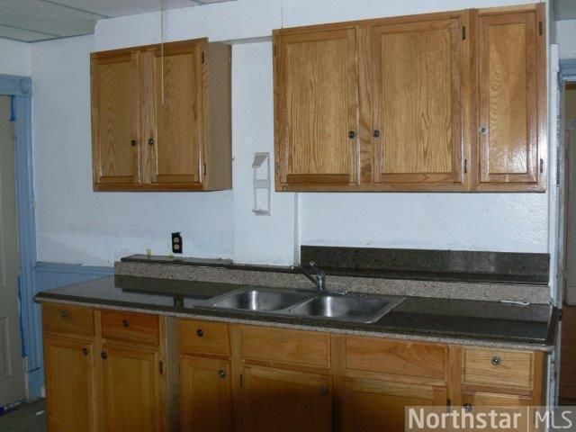 2801 17th Ave S, Minneapolis, MN 55407
