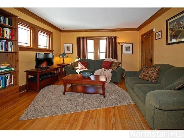 3404 Irving Ave N, Minneapolis, MN 55412