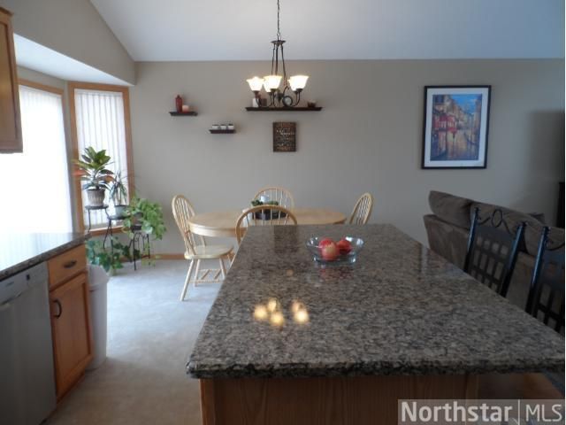 2022 Williams St, Shakopee, MN 55372