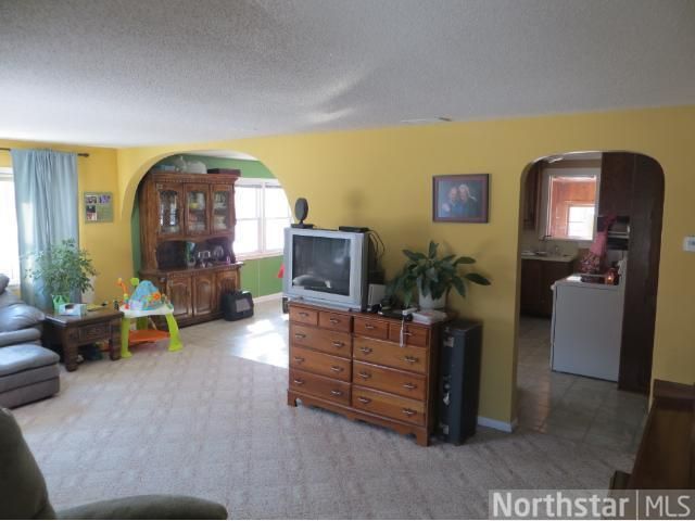 718 Jefferson St, Anoka, MN 55303