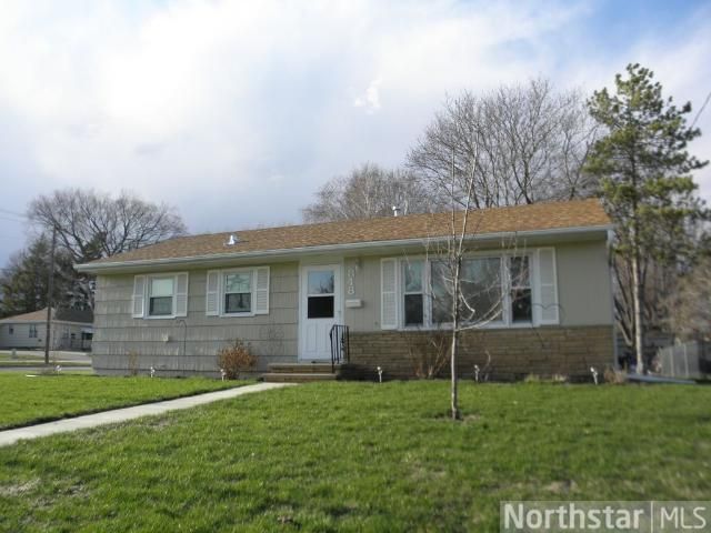 848 3rd St SW, Faribault, MN 55021