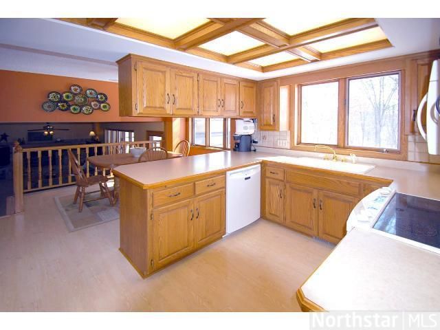 5991 Highview Pl, Shoreview, MN 55126