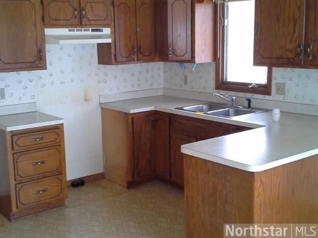 9950 Quince St NW, Coon Rapids, MN 55433