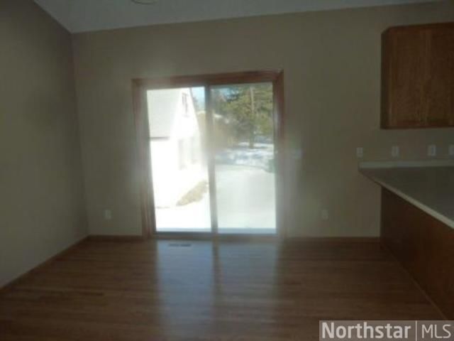 2910 Greenbrier St, Little Canada, MN 55117