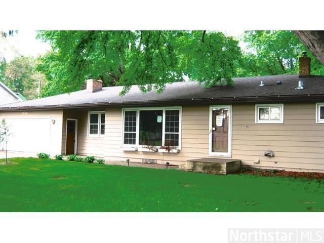 3509 Therese St, Wayzata, MN 55391