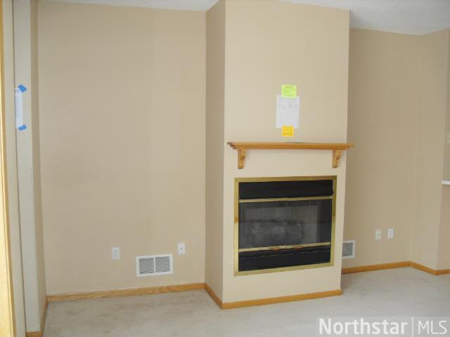 15341 Greenhaven Ln #103, Burnsville, MN 55306