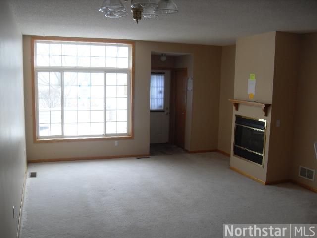 15341 Greenhaven Ln #103, Burnsville, MN 55306