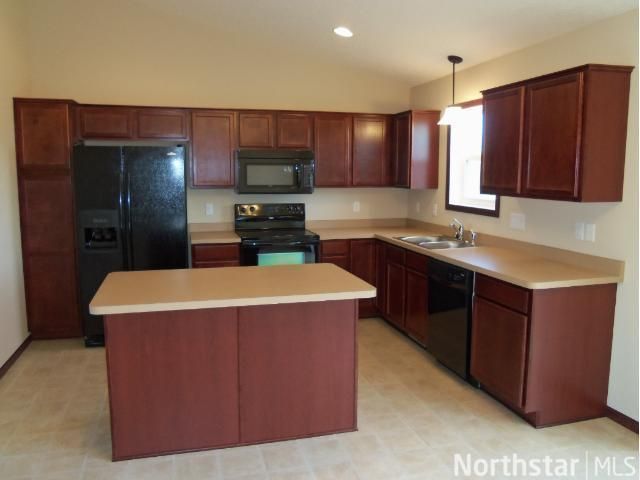 1010 Fox Crossing, Norwood Young America, MN 55397