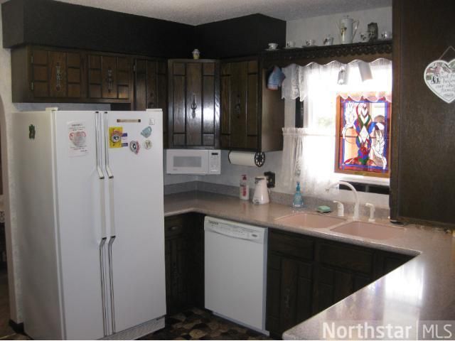 17965 Highview Ave, Lakeville, MN 55044