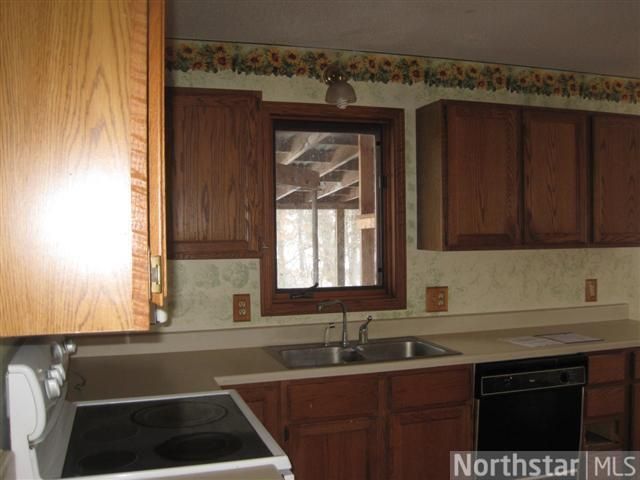 14890 Wildflower Dr, Baxter, MN 56425