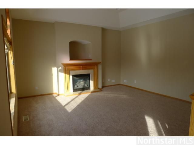 13965 Hollyhock Ln, Rogers, MN 55374