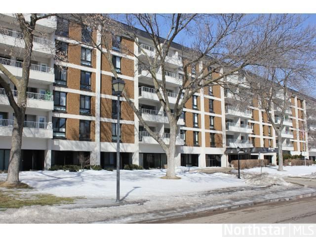 6400 York Ave S #204, Minneapolis, MN 55435
