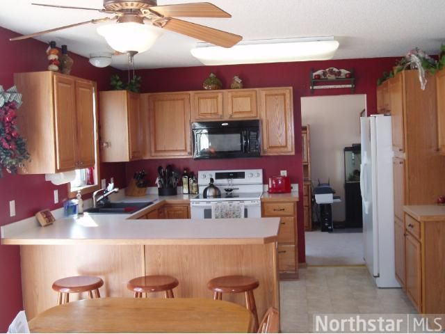15656 Finch Ave, Apple Valley, MN 55124