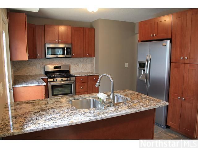 283 Syndicate St S, Saint Paul, MN 55105