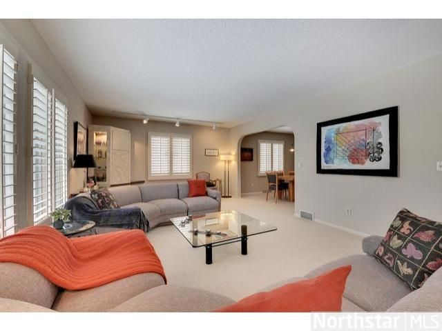 6149 Arctic Way, Edina, MN 55436