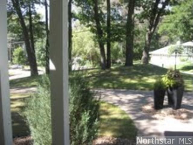 2134 Highwood Ave E, Saint Paul, MN 55119