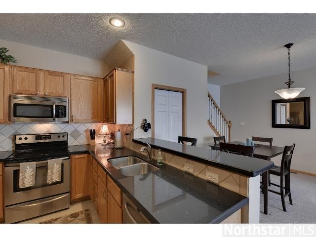 18944 96th Pl, Maple Grove, MN 55311