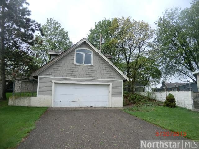 10579 Point Pleasant Rd, Chisago City, MN 55013