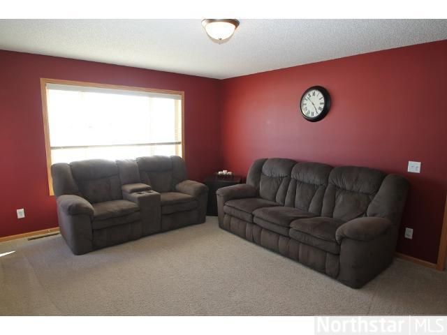 5556 Knollwood Dr, Saint Cloud, MN 56303